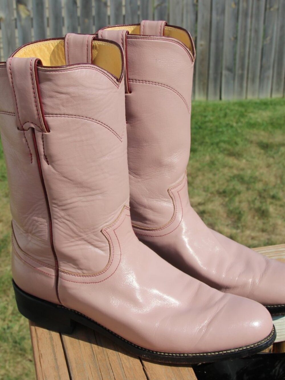 Vintage Justin Pink Leather Western Cowboy Boots Women's Size 7 B USA Made 3065